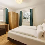 Aparthotel Hubertus Wellness & Breakfast