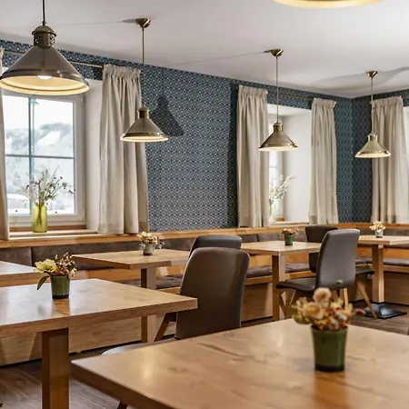 Hubertus Wellness & Breakfast מלון דירות שלאדמינג