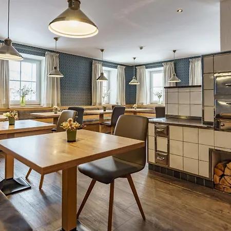 Hubertus Wellness & Breakfast 4*