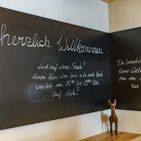 Hubertus Wellness & Breakfast Aparthotel 4*