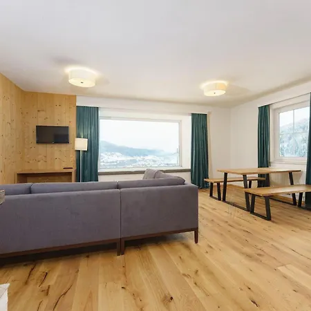Hubertus Wellness & Breakfast Aparthotel 4*