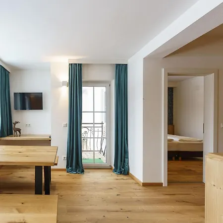 Hubertus Wellness & Breakfast Aparthotel