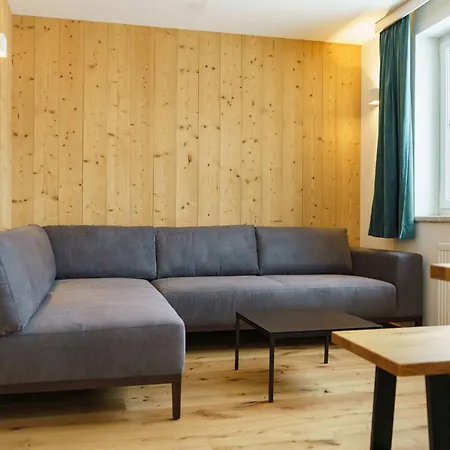 Aparthotel Hubertus Wellness & Breakfast Schladming