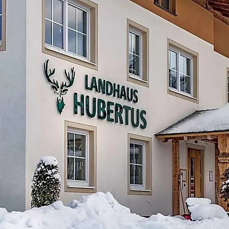Aparthotel Hubertus Wellness & Breakfast 4*