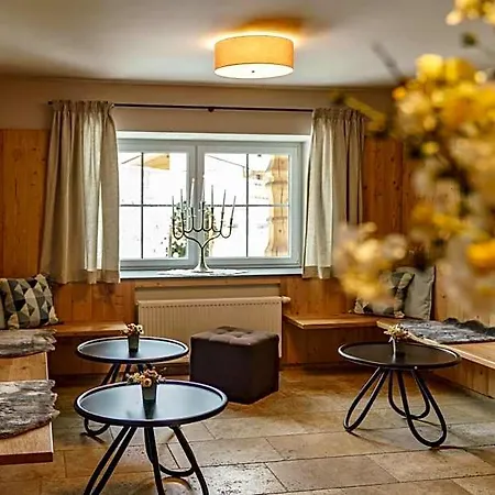 Aparthotel Hubertus Wellness & Breakfast Schladming